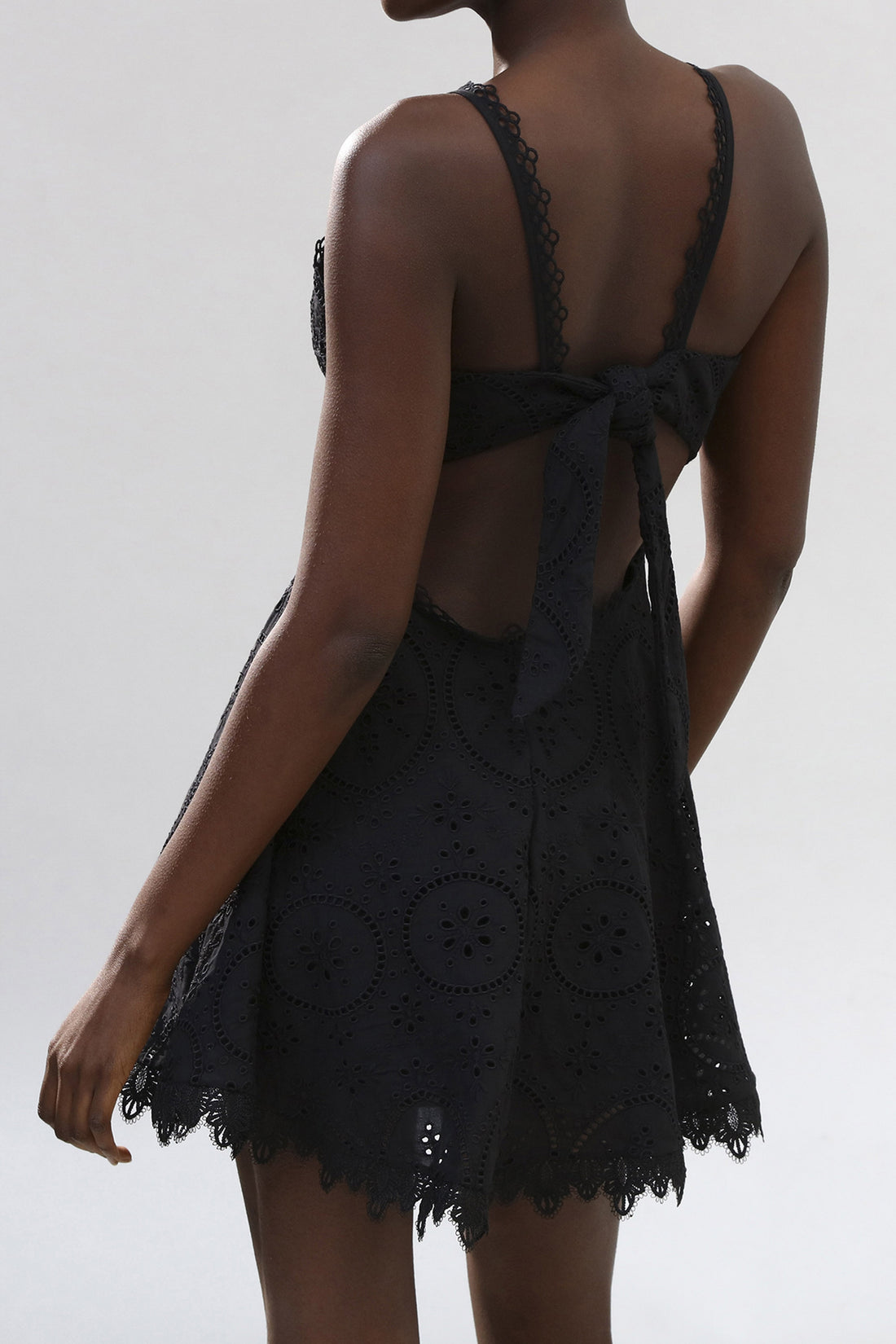Vestidos cortos Auriga
